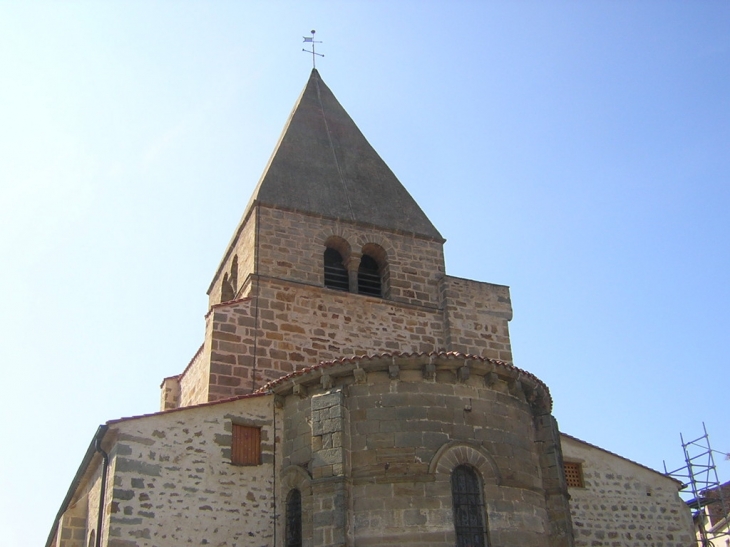 Eglise Saint Martin d'Yronde du XIIème siècle - Yronde-et-Buron