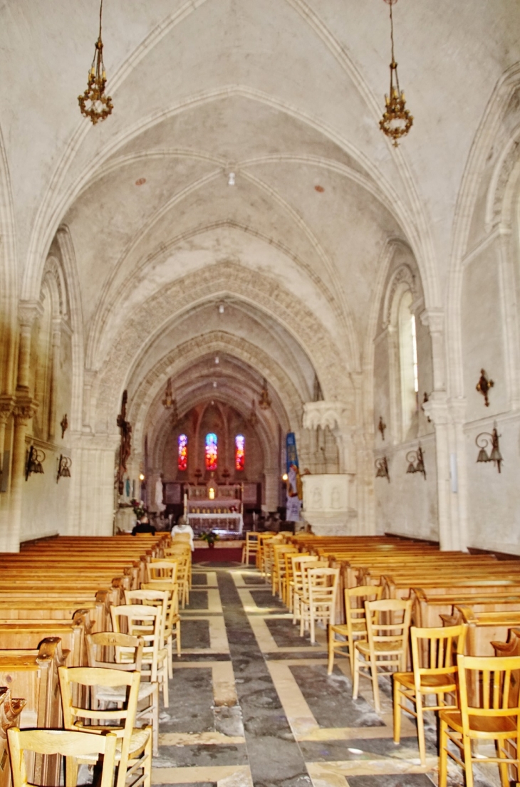 église St Pierre - Arromanches-les-Bains