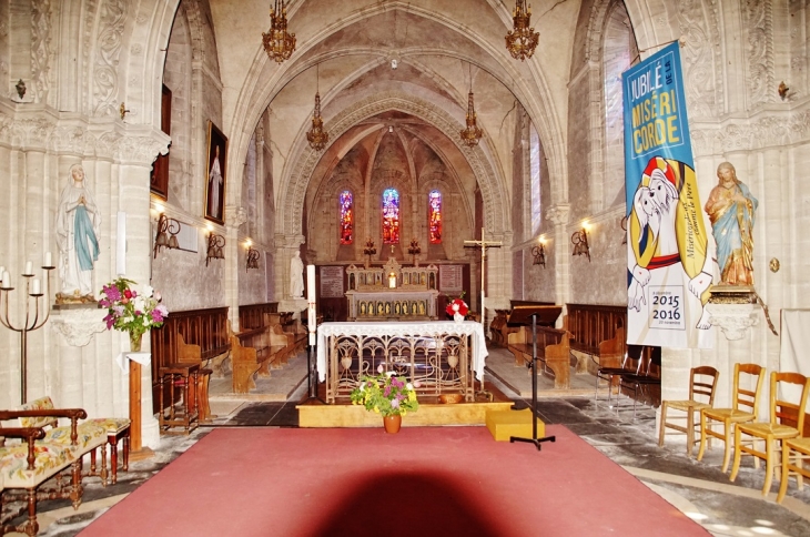 église St Pierre - Arromanches-les-Bains