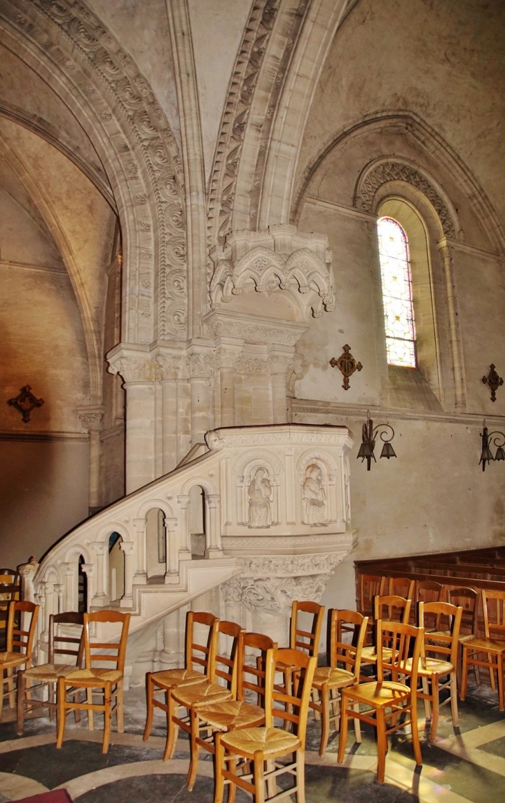 église St Pierre - Arromanches-les-Bains