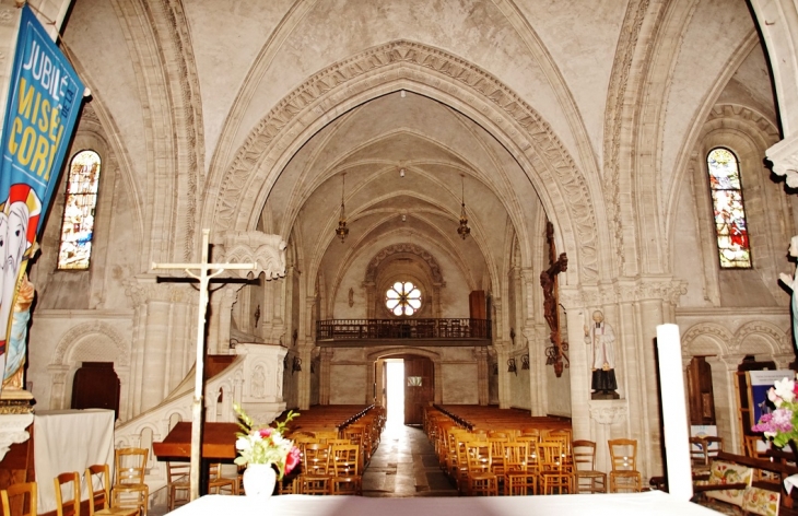 église St Pierre - Arromanches-les-Bains