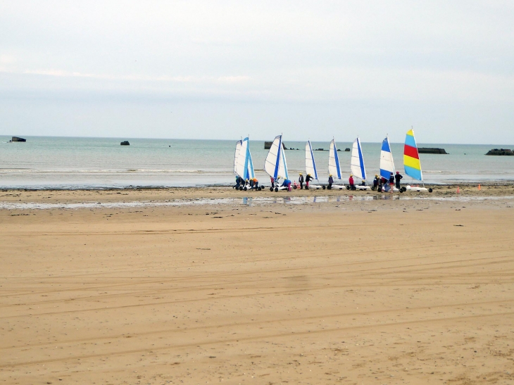 Gold beach : chars à voile - Asnelles