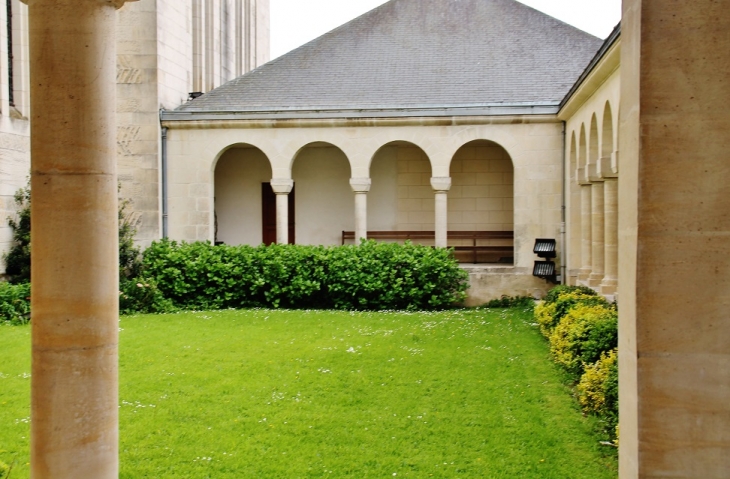 Le Cloître - Aunay-sur-Odon