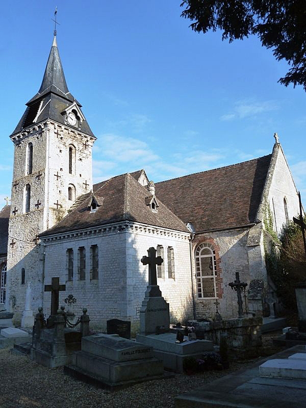 L'entrée de l'église - Barneville-la-Bertran