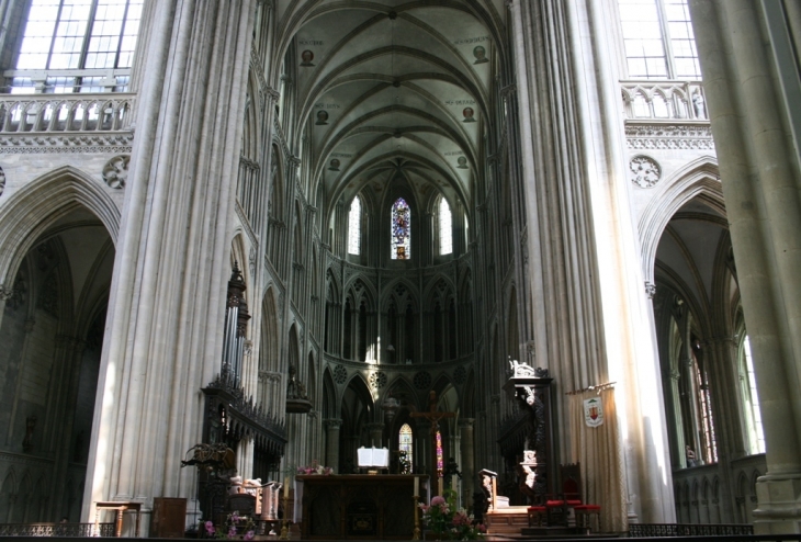 Intérieur de la cathédrale - Bayeux