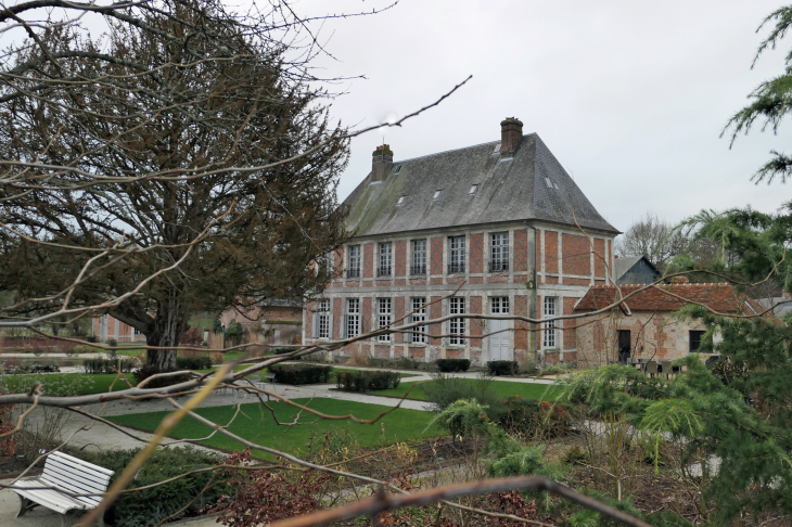 Le manoir dans son parc - Blangy-le-Château