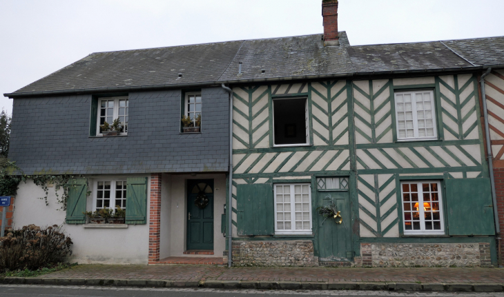 Dans la Grande Rue - Blangy-le-Château