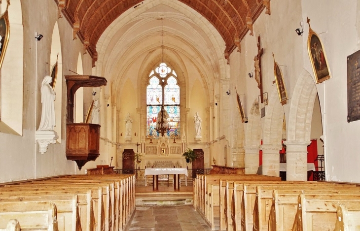 église St Pierre - Blay