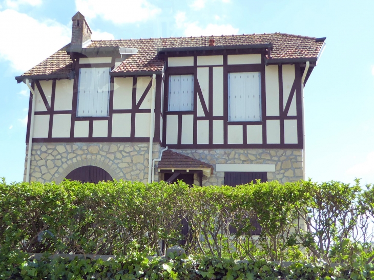 Petite villa du bord de mer - Blonville-sur-Mer