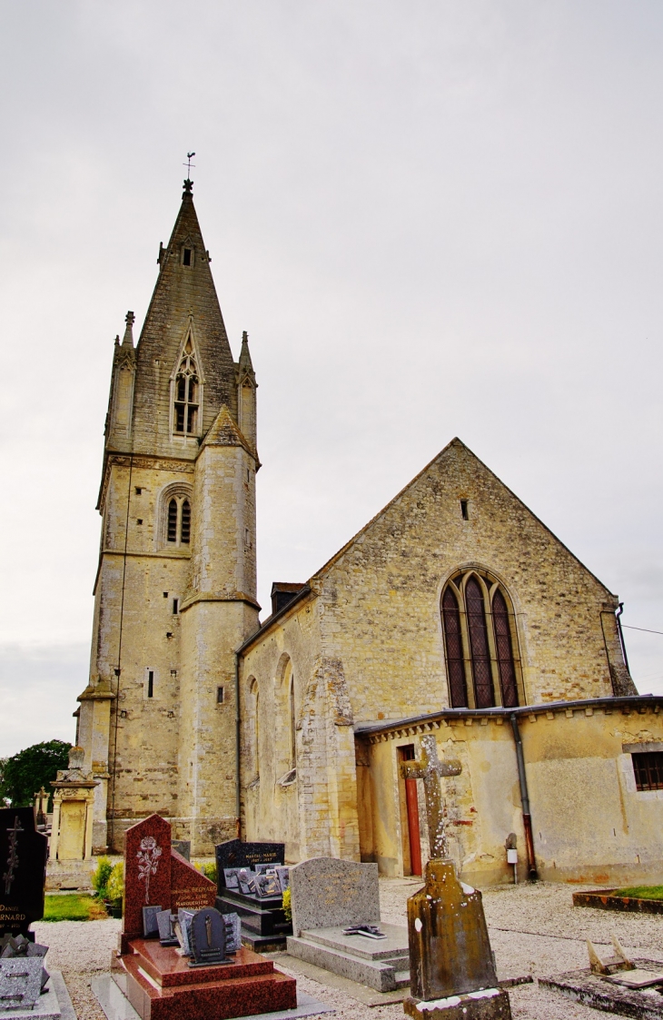 église St Pierre - Bricqueville