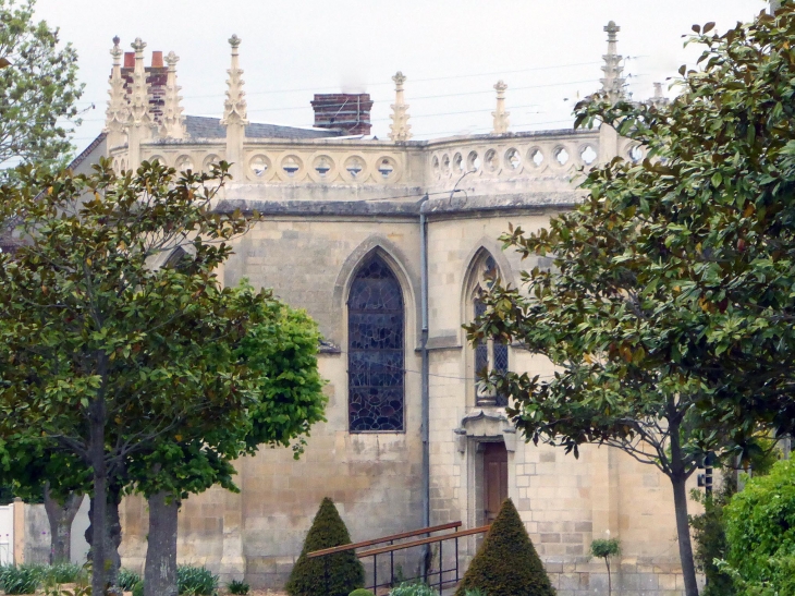 Le chevet de l'église - Cabourg