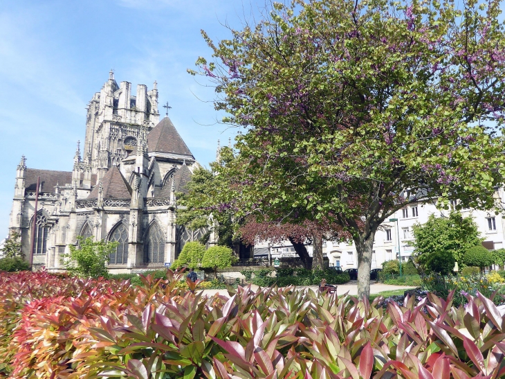 L'église Saint Jean - Caen