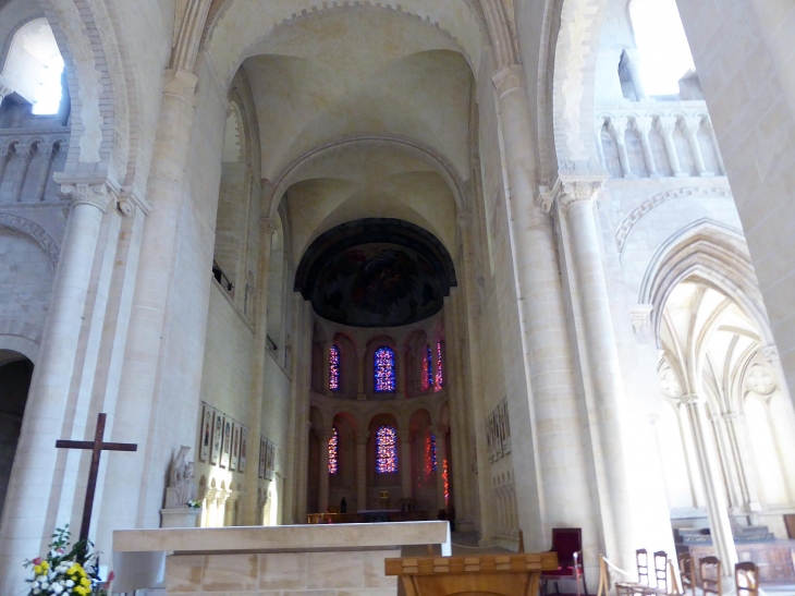 Abbaye aux Dames : l'église de la Trinité - Caen