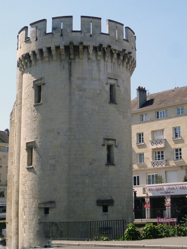 La tour Leroy - Caen