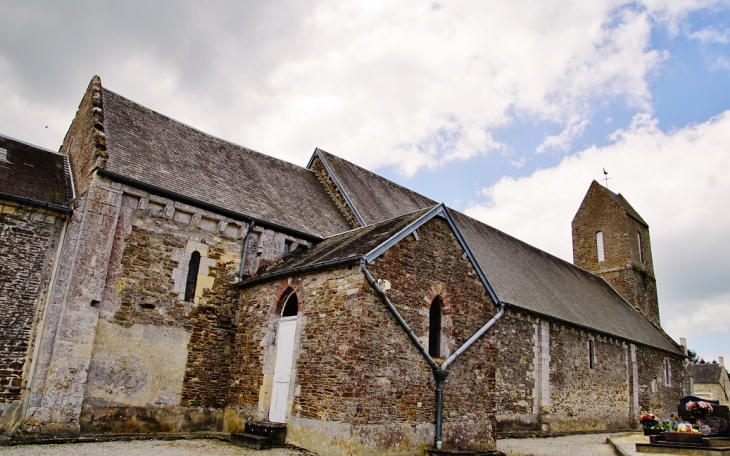 église St Pierre - Cahagnolles