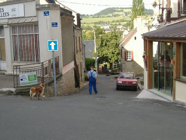 Clcecy centre du village - Clécy