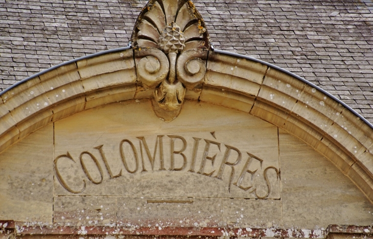  - Colombières