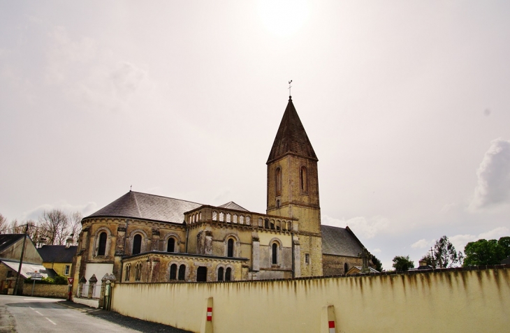 église St Pierre - Colombières