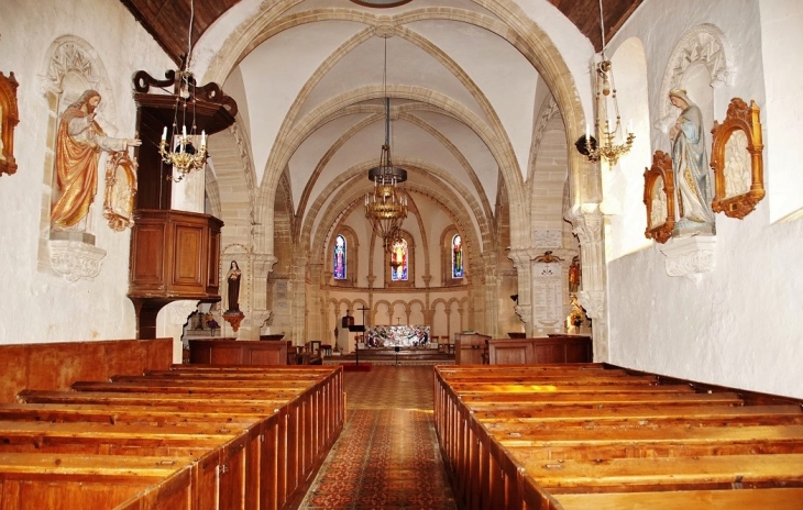 église St Pierre - Colombières