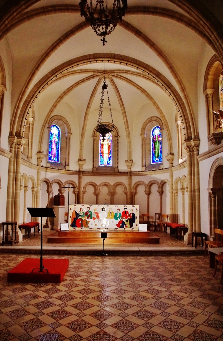 église St Pierre - Colombières