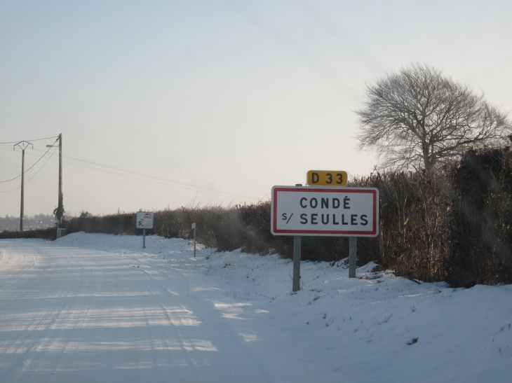  - Condé-sur-Seulles