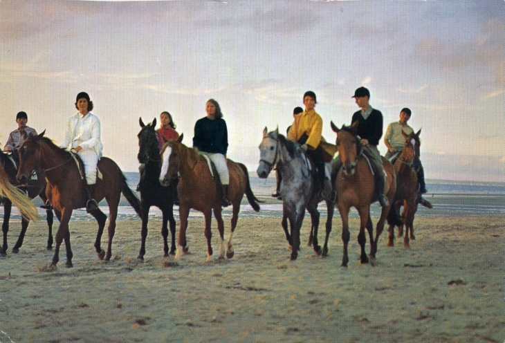 Equitation (carte postale de 1970) - Deauville