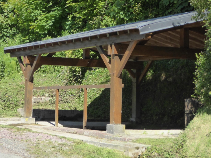 Le lavoir - Douville-en-Auge