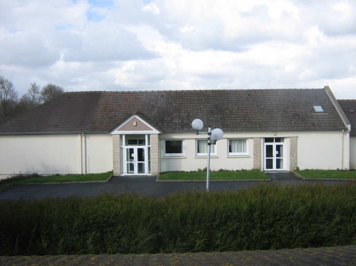 Notre belle salle des fêtes - Escoville