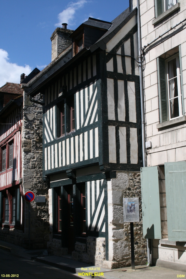 Maison à façade de bois, Rue Haute - Honfleur