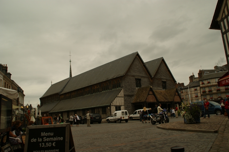 Dans les rues de Honfleur