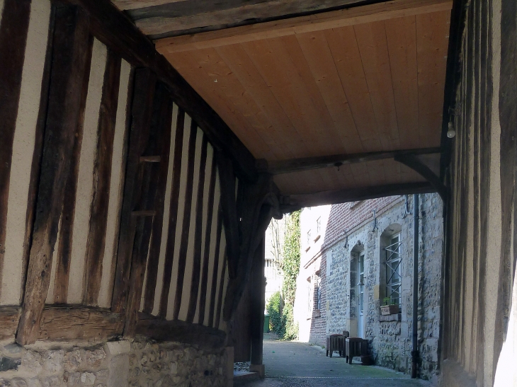 Entrée sous porche - Honfleur