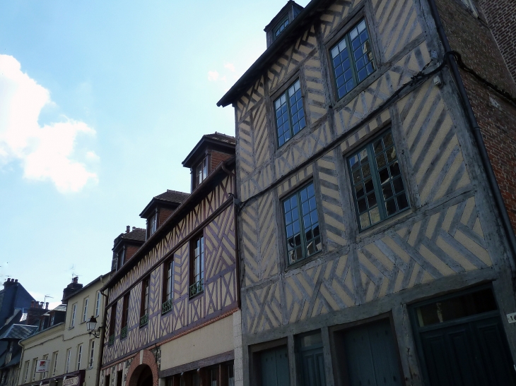 Place saint Léonard - Honfleur