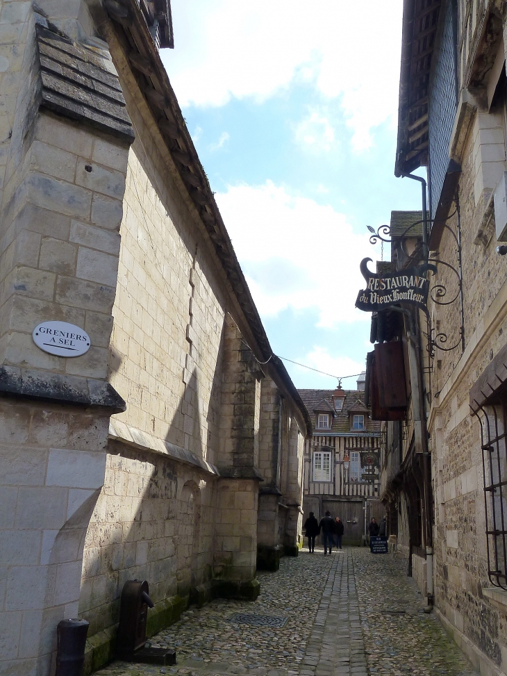 Rue des petites boucheries - Honfleur