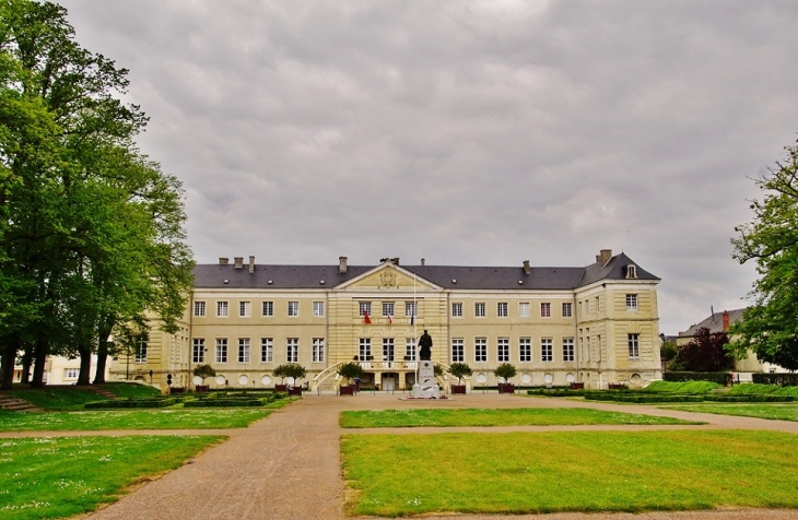 Hotel-de-Ville - Isigny-sur-Mer