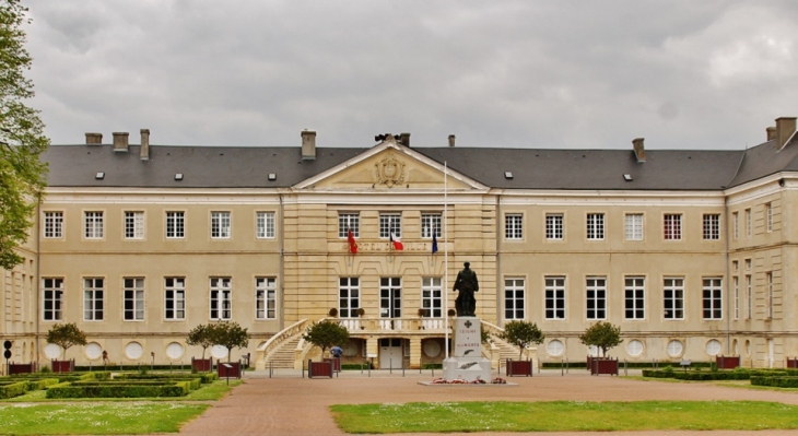 Hotel-de-Ville - Isigny-sur-Mer