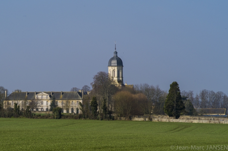 L'abbaye de Mondaye, avant le printemps - Juaye-Mondaye