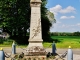 Photo suivante de Juaye-Mondaye Monument-aux-Morts