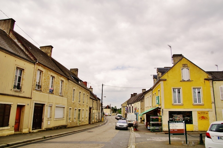 Le Village - La Cambe