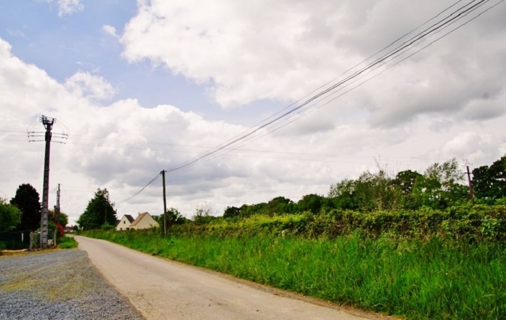 Le Village - Le Breuil-en-Bessin