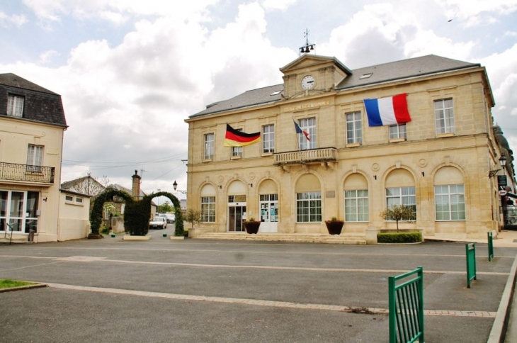 Hotel-de-Ville - Le Molay-Littry