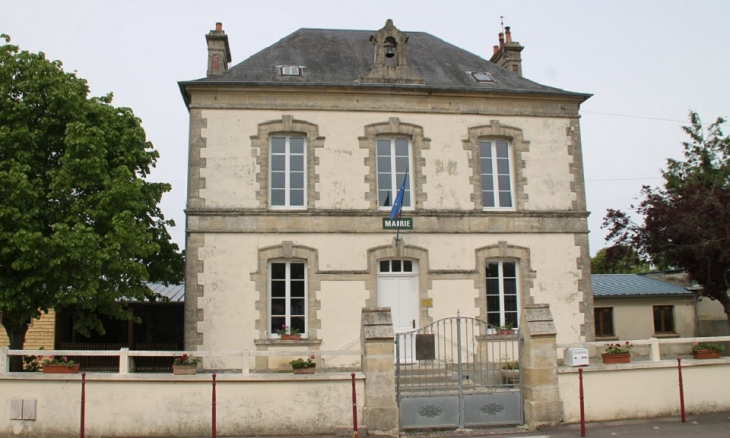 La Mairie - Le Tronquay
