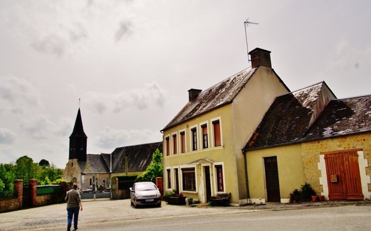 Le Village - Les Oubeaux