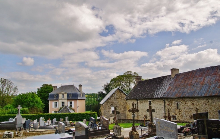 Le Cimetière  - Longvillers