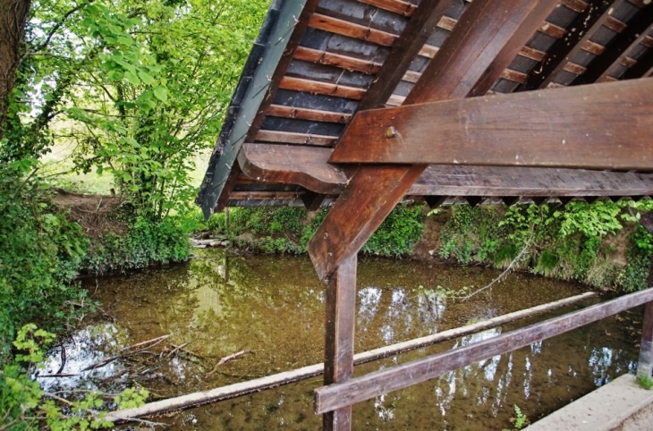 Le Lavoir - Longvillers