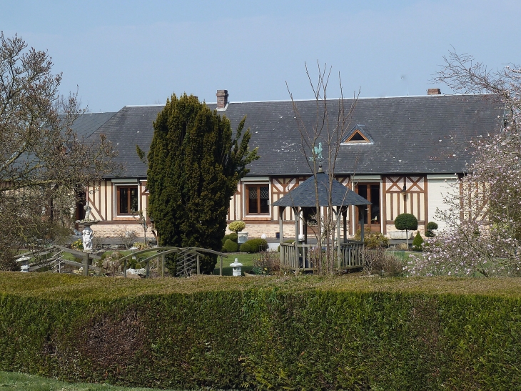 Maison du village - Pennedepie