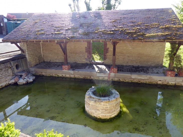 Le lavoir - Petiville