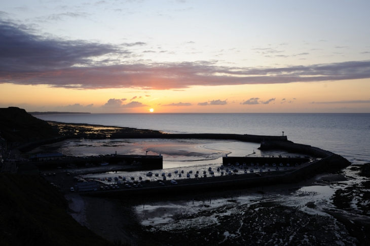 Le port au coucher du soleil - Port-en-Bessin-Huppain