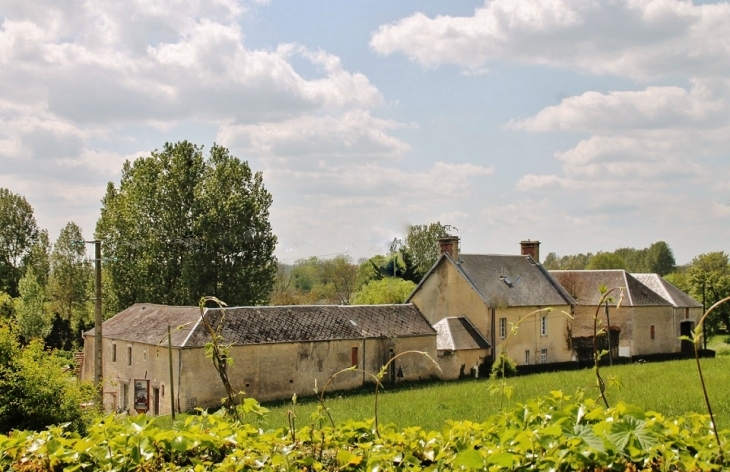 Le Village - Ryes