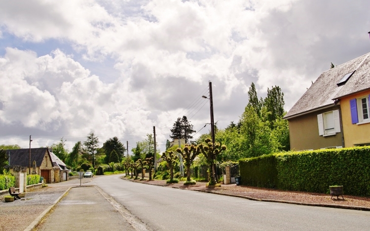 Le Village - Saint-Germain-d'Ectot