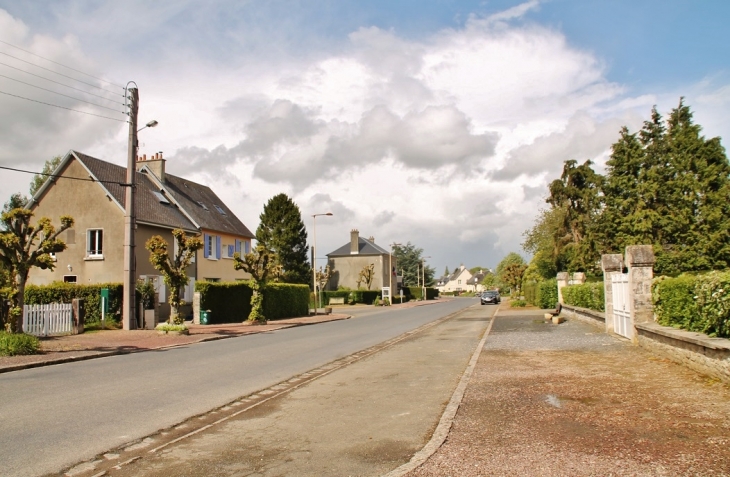 Le Village - Saint-Germain-d'Ectot